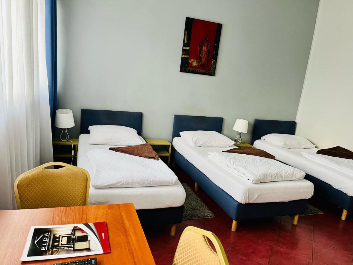 Hotel Elda Быдгощ Экстерьер фото