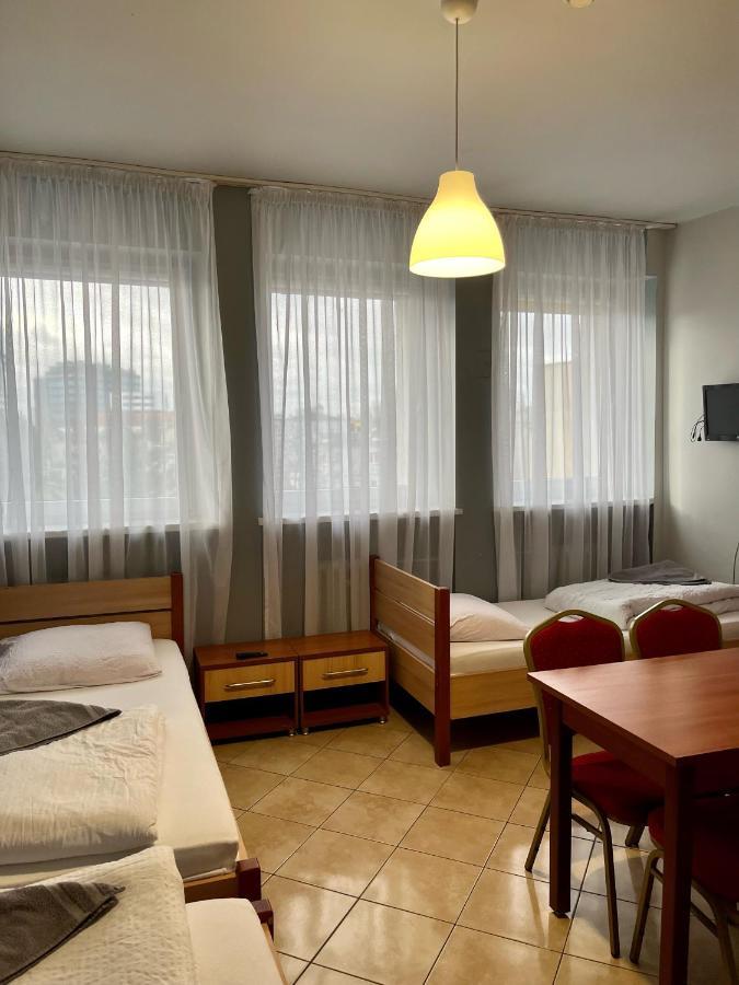 Hotel Elda Быдгощ Экстерьер фото
