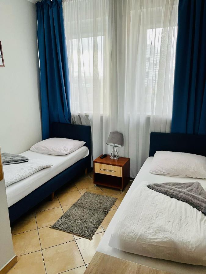 Hotel Elda Быдгощ Экстерьер фото