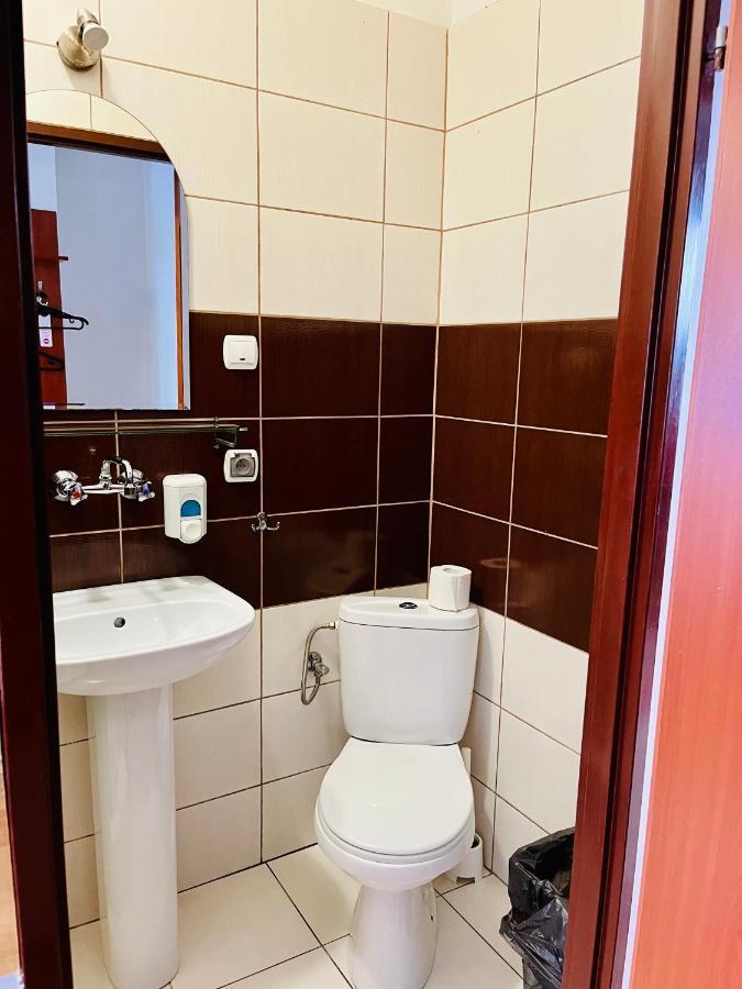 Hotel Elda Быдгощ Экстерьер фото