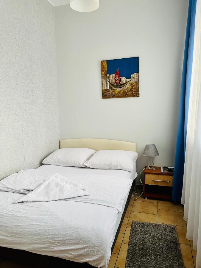 Hotel Elda Быдгощ Экстерьер фото