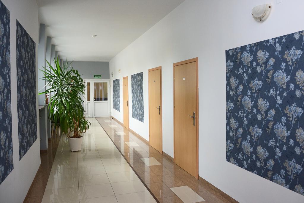 Hotel Elda Быдгощ Экстерьер фото